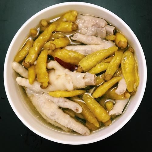 Côn đồ hành hung nhân viên vệ sinh môi trường ảnh 1